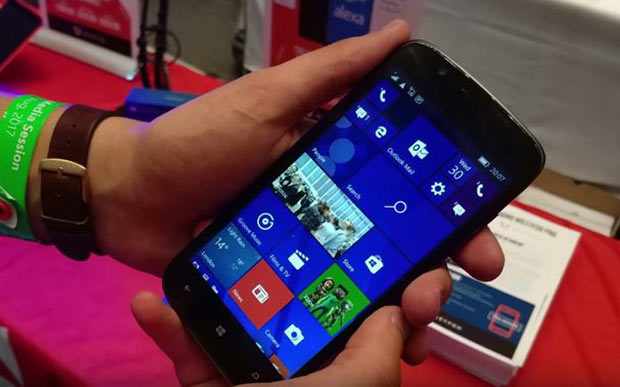Смартфон Wileyfox Pro на Windows 10 Mobile возвращается